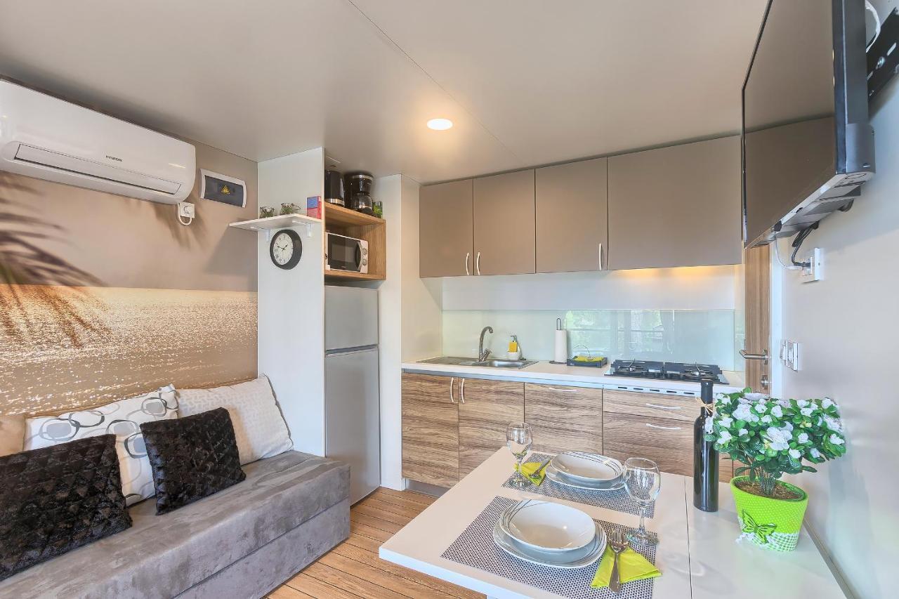 Total Escape Mobile Home Nera Camp Porton Biondi Rovinj Dış mekan fotoğraf